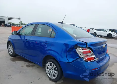 2018 Chevrolet Sonic Ls Auto z USA, uszkodzony, nr VIN 1G1JB5SH7J4136580